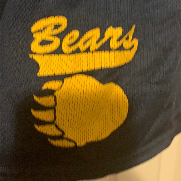 Boys basketball shorts - Picture 2 of 5